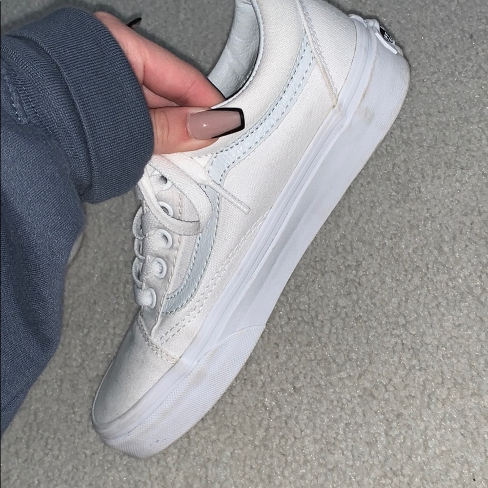 white vans - Picture 3 of 4